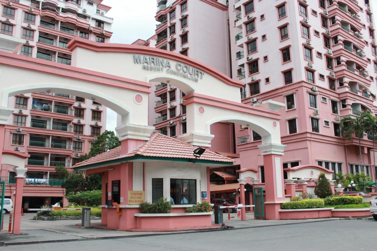 Marina Court Kk City Homestay Kota Kinabalu Exteriör bild