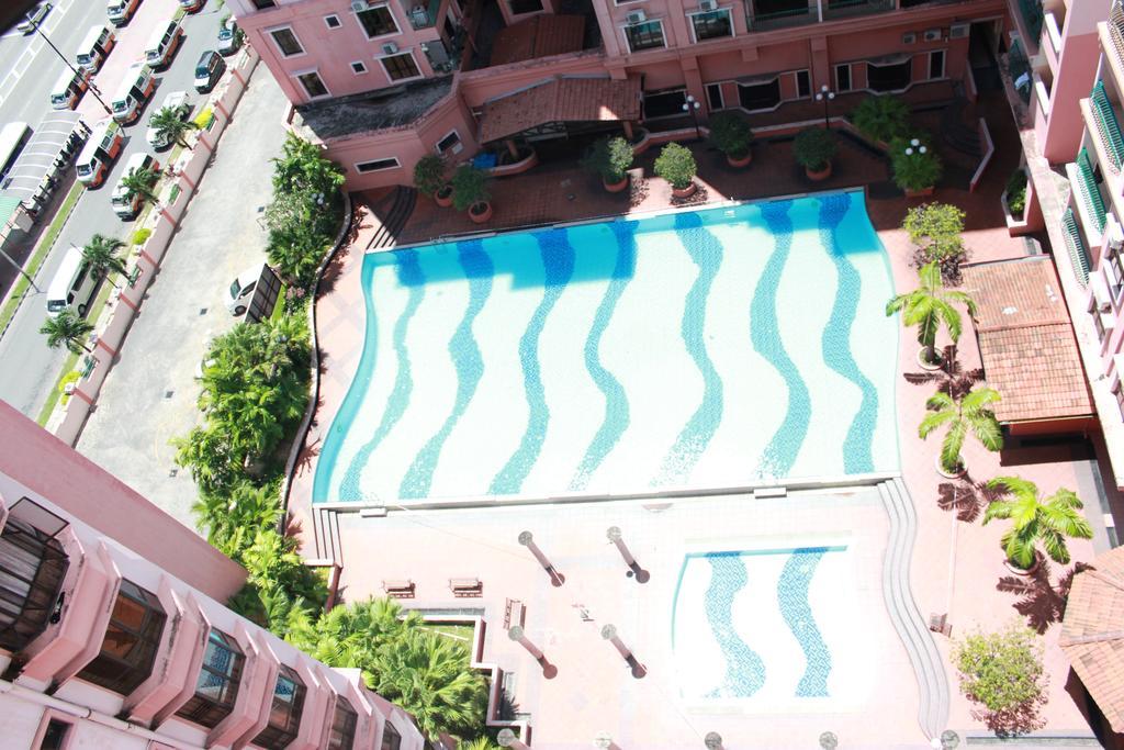 Marina Court Kk City Homestay Kota Kinabalu Exteriör bild